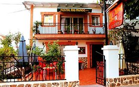 Hostal Rio Mundo